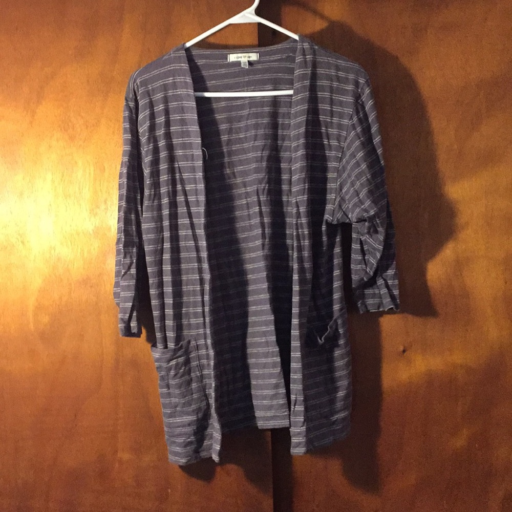 Forever 21 Green and White half sleeve